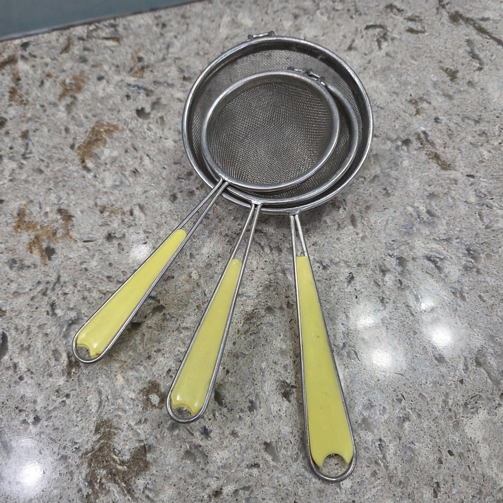 Vintage‎ MCM Set 3 Mesh Kitchen Strainers Yellow Handles Stainless Steel Sieve